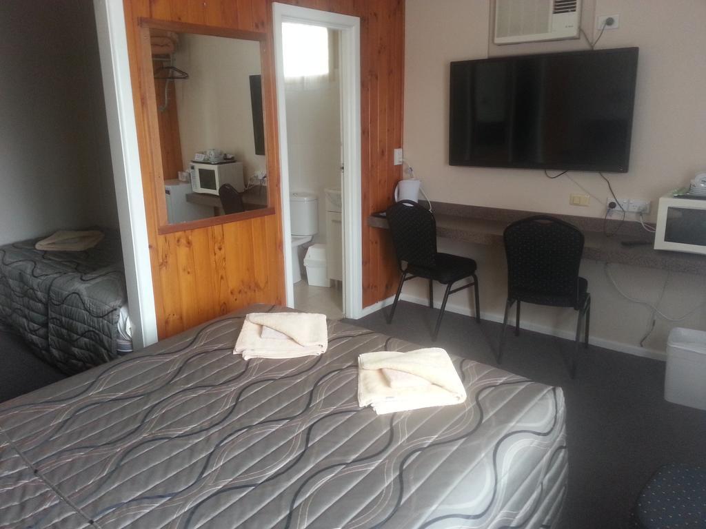 Nhill Oasis Motel Buitenkant foto