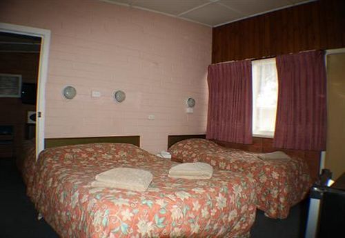 Nhill Oasis Motel Buitenkant foto