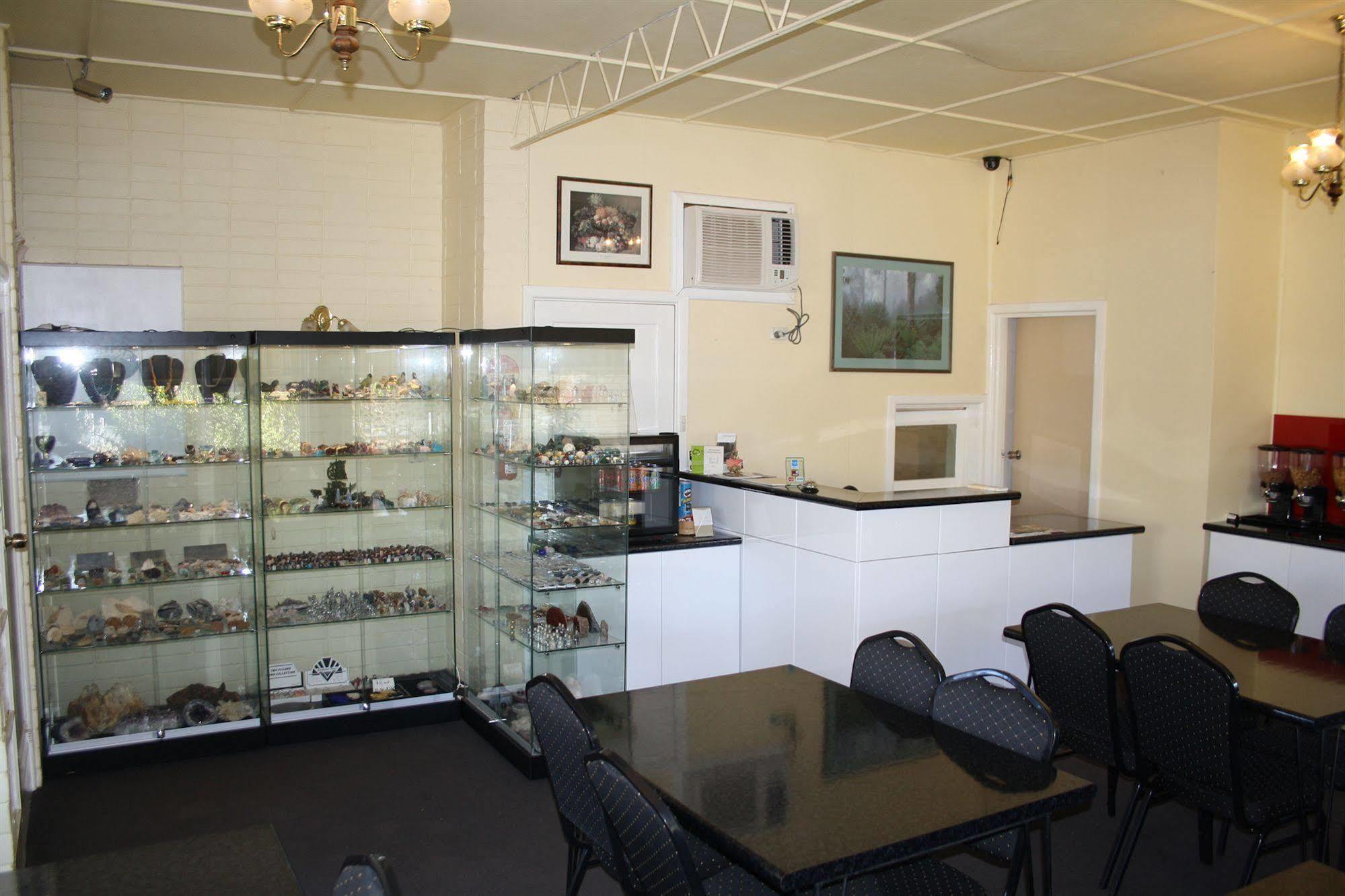 Nhill Oasis Motel Buitenkant foto